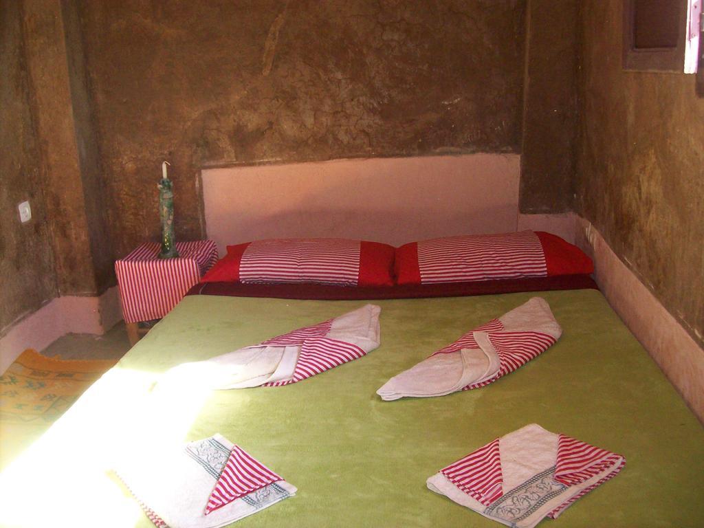 Auberge Toda Kasbah Tinfou Zaouia de Sidi el Mokhtar Ben Ali Экстерьер фото
